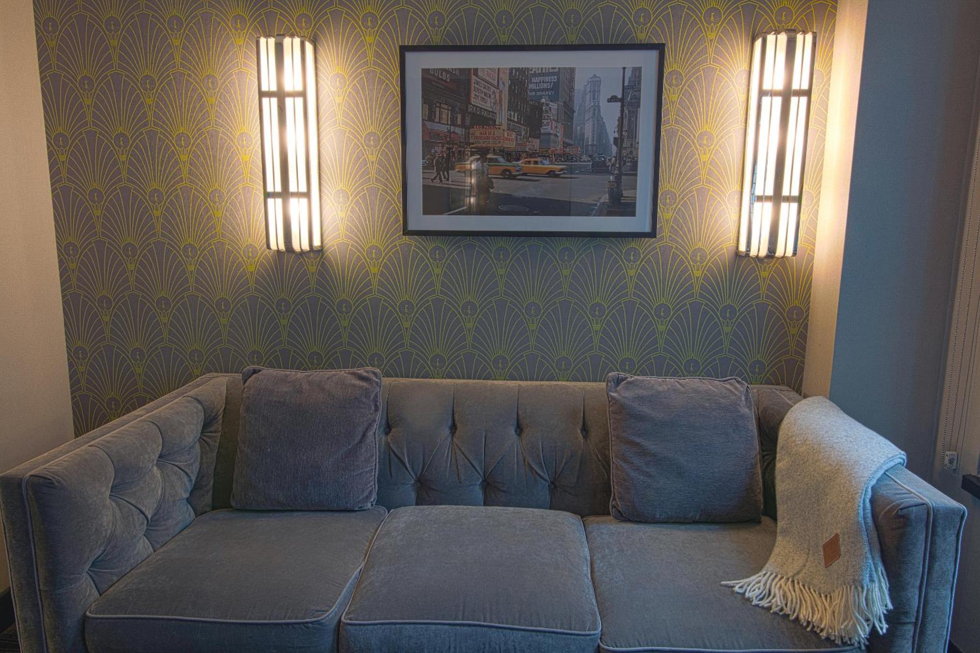 Hotel Edison Times Square New York Room photo The interior of a room at the hotel